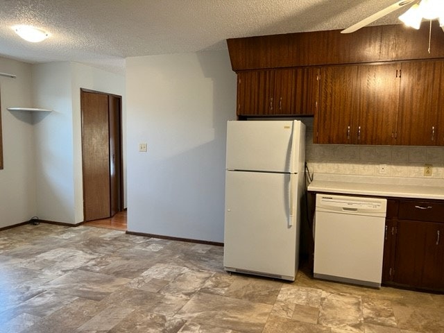 Upper-4403 55 Avenue, Olds, AB, T4H 1P2 - 5