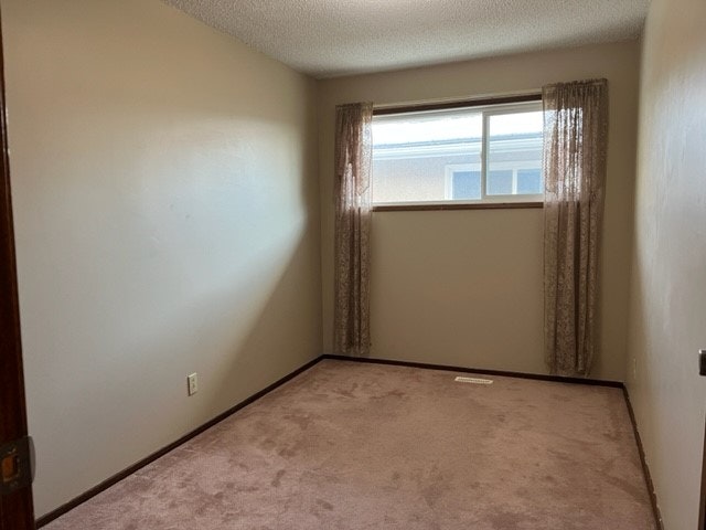 Upper-4403 55 Avenue, Olds, AB, T4H 1P2 - 4