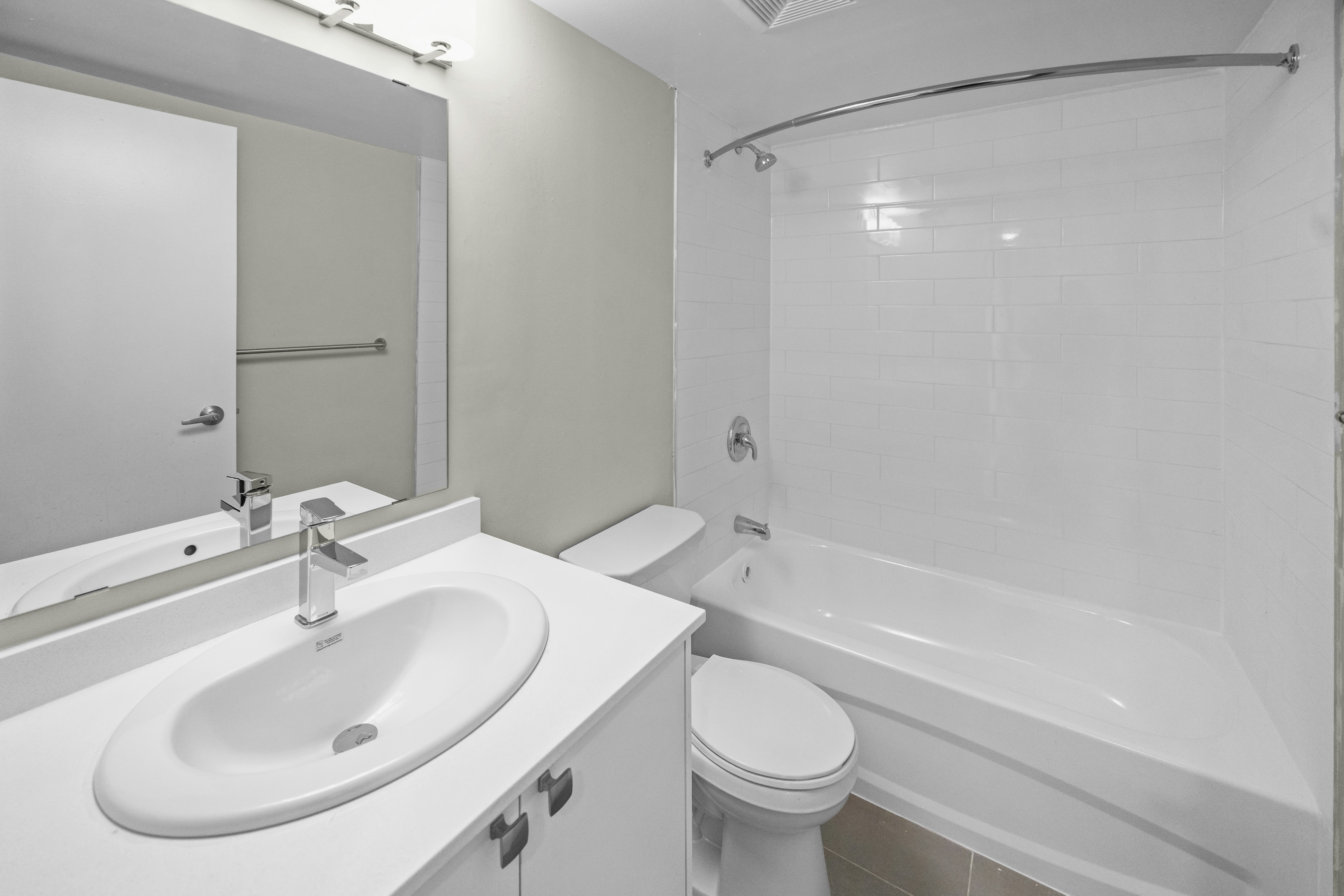 Unit D (New)-210 Steeles Avenue West, Brampton, ON, L6Y 2K3 - 10