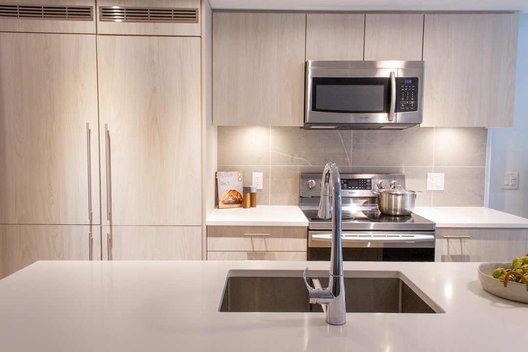 1711 Lions Gate Lane, North Vancouver, BC, V7P 0E3 - 4