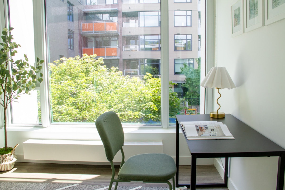 1711 Lions Gate Lane, North Vancouver, BC, V7P 0E3 - 13