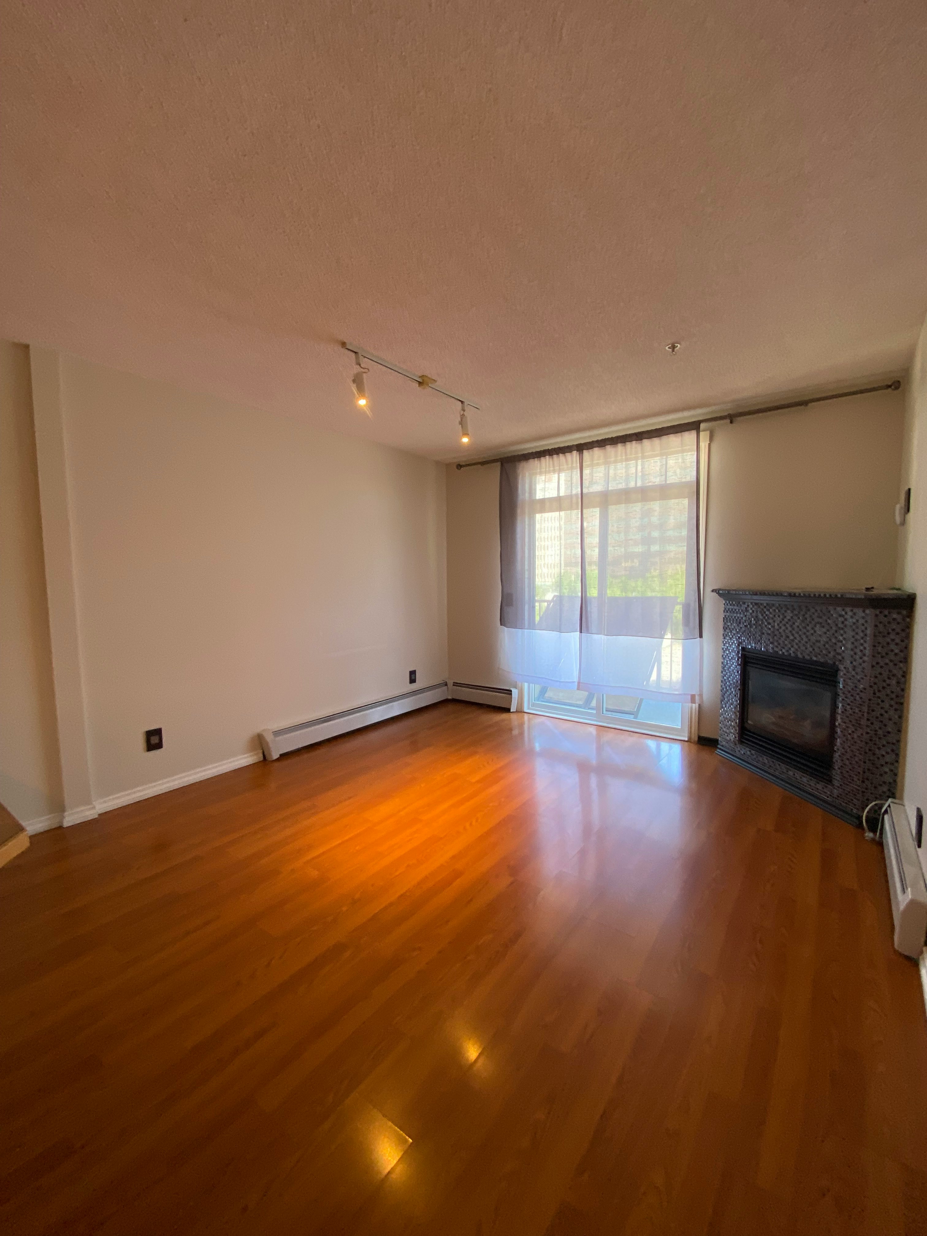223-112 14 Avenue Southeast, Calgary, AB, T2G 1C7 - 14