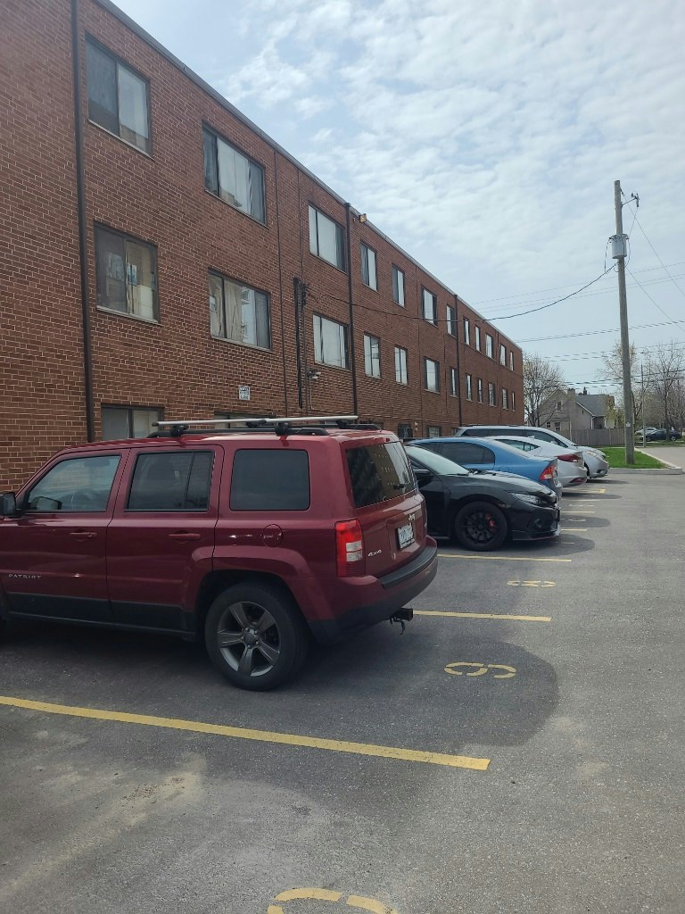 303-50 Mohawk Road West, Hamilton, ON, L9C 1V7 - 9