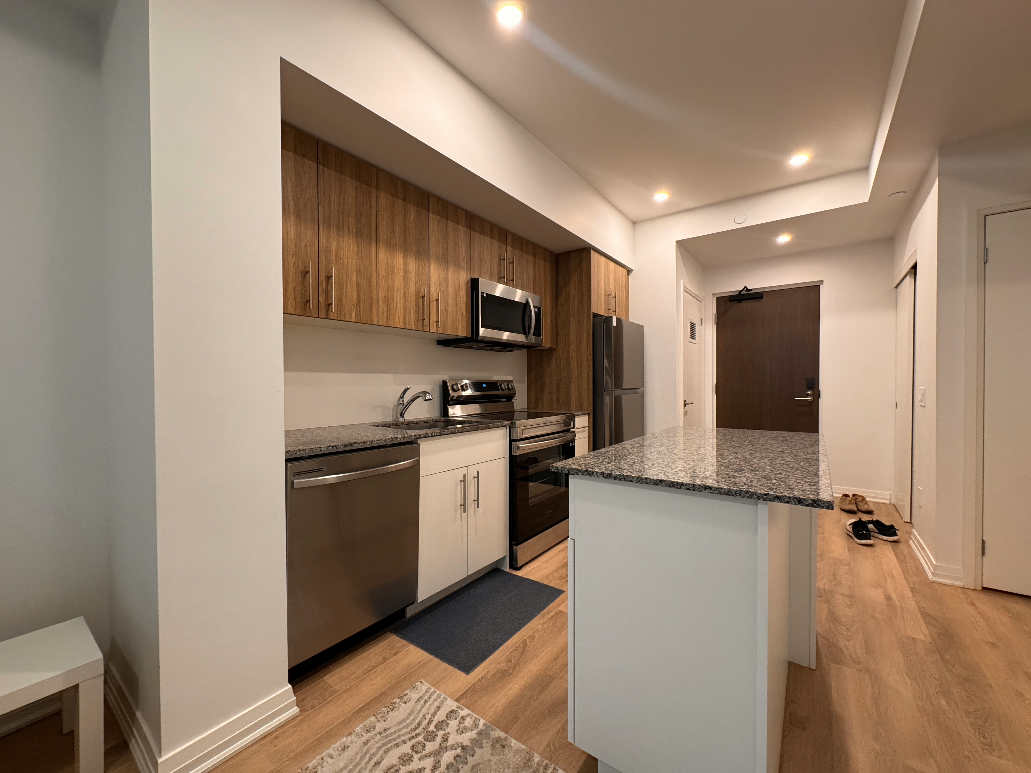 612-101 Golden Eagle Road, Waterloo, ON, N2V 0H4 - 7