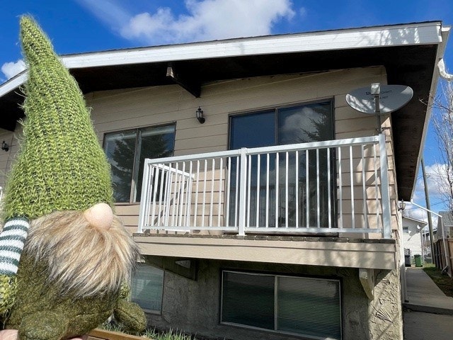 A-4530 Shannon Drive, Olds, AB, T4H 1C1 - 2