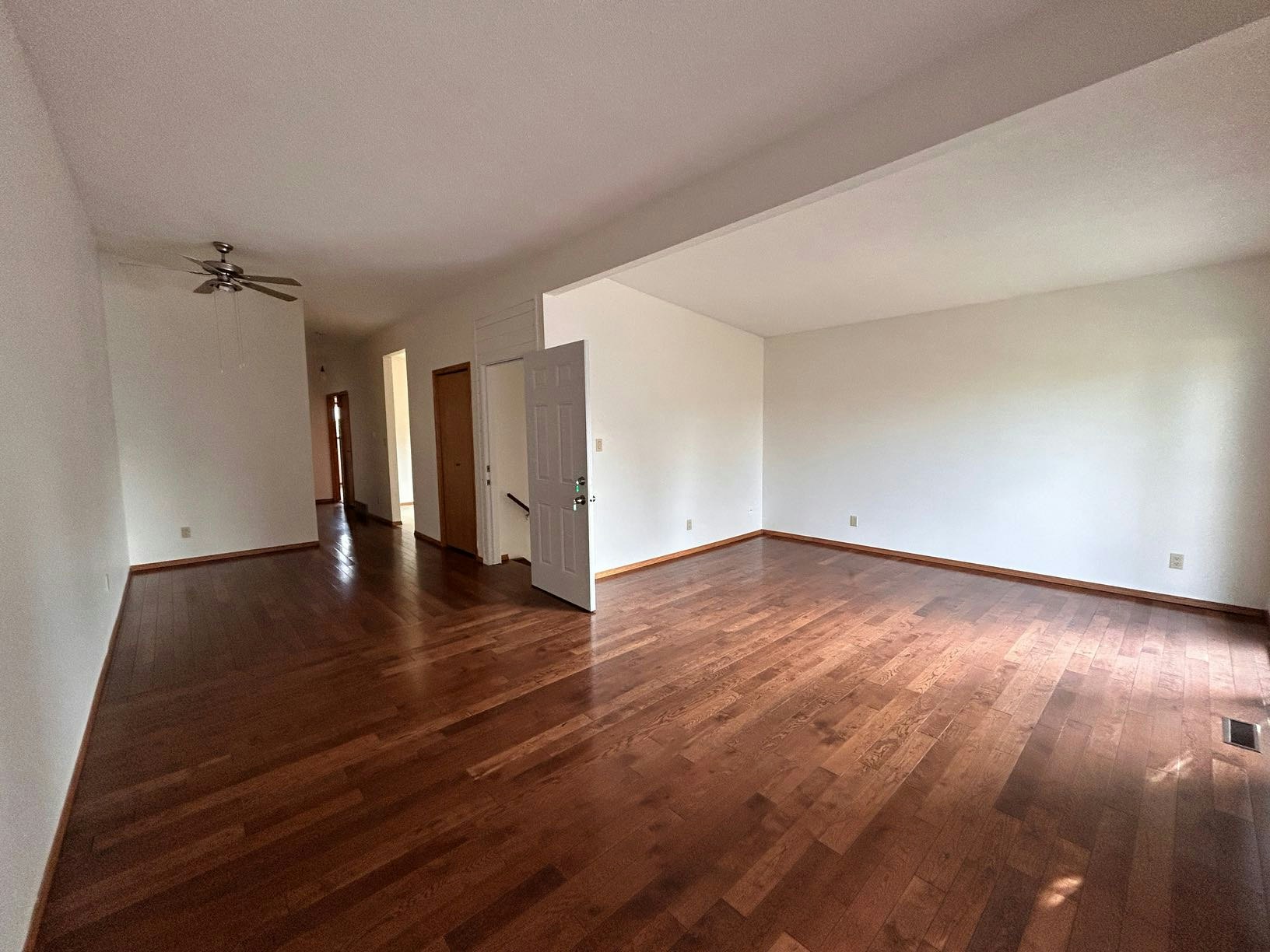 A-4530 Shannon Drive, Olds, AB, T4H 1C1 - 4