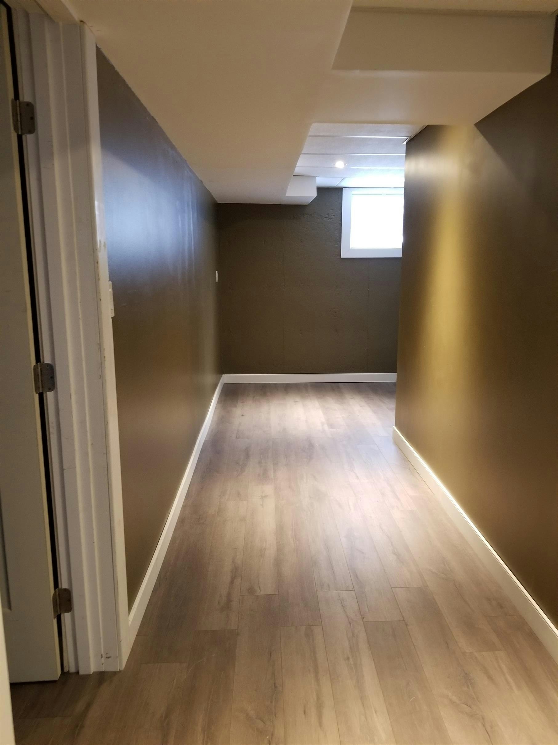 Lower-5505 46 Street, Olds, AB, T4H 1H5