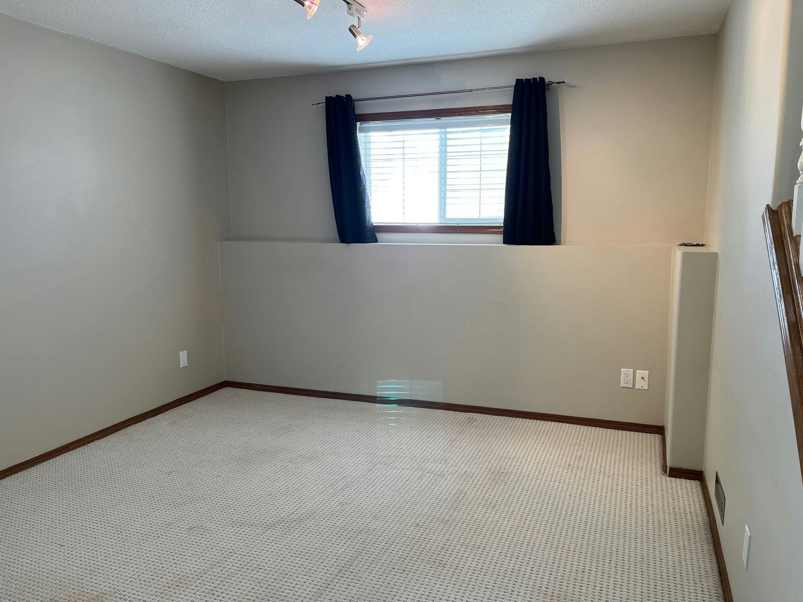 12-12 Avery Street, Red Deer, AB, T4R 2V5 - 7