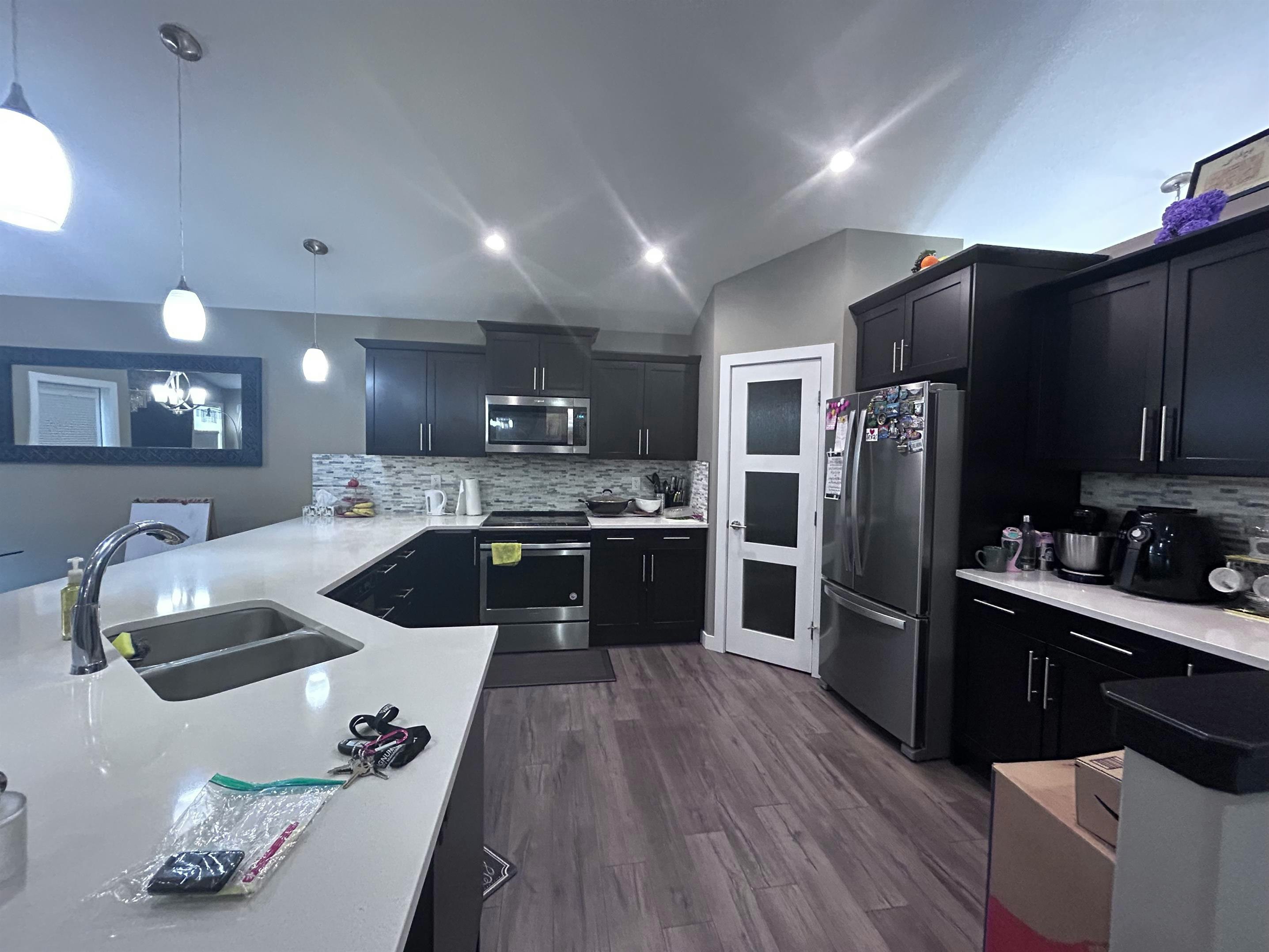 17-17 Valmont Street, Blackfalds, AB, T0M 0J0 - 2