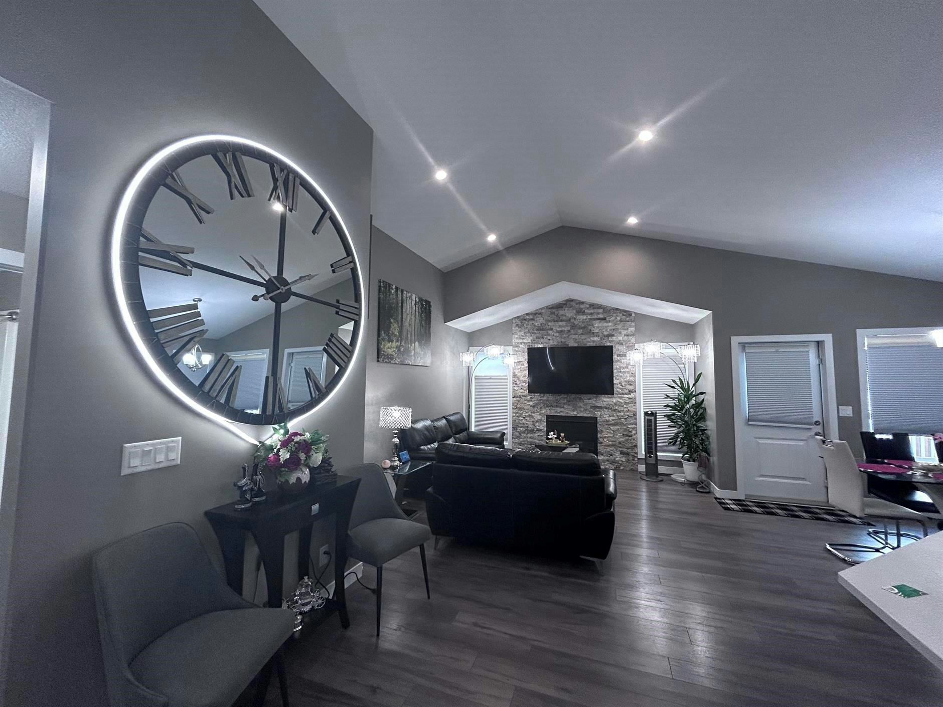 17-17 Valmont Street, Blackfalds, AB, T0M 0J0 - 3