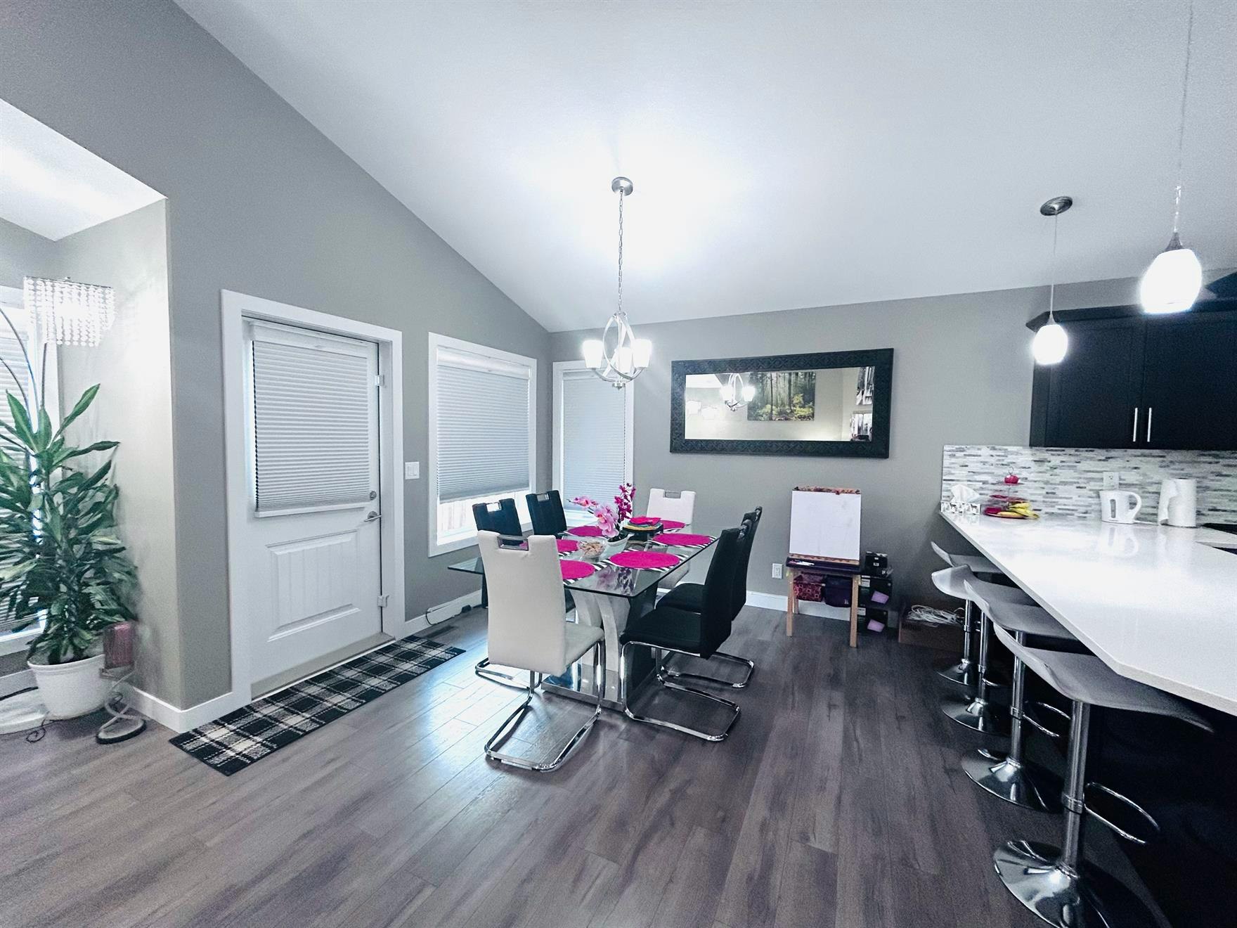 17-17 Valmont Street, Blackfalds, AB, T0M 0J0 - 7