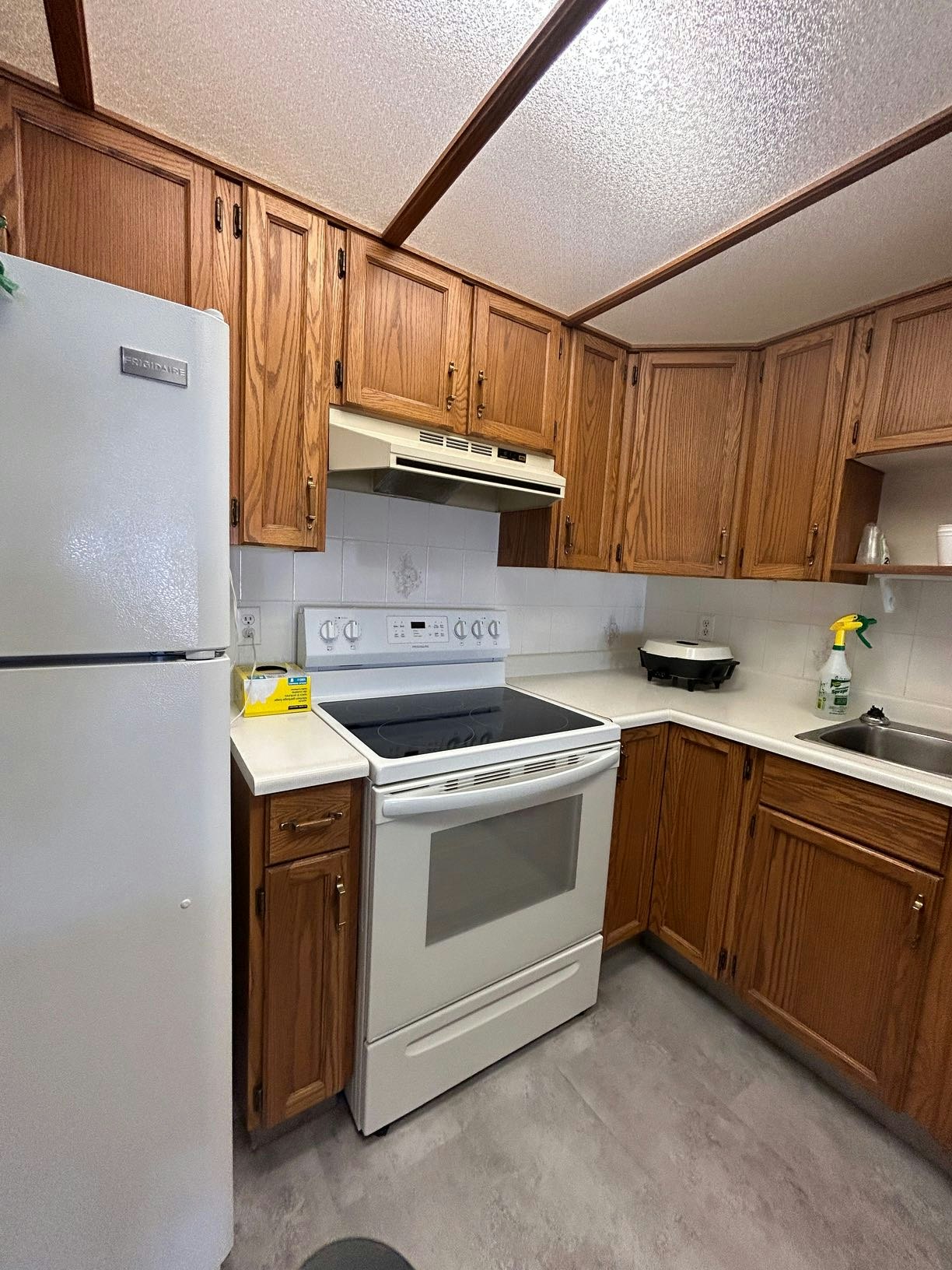 4409-4409 52 Street, Ponoka, AB, T4J 1J6 - 4