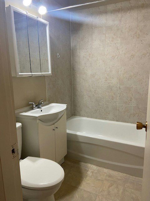 13-11821 105 Street, Edmonton, AB, T5G 2N1 - 6