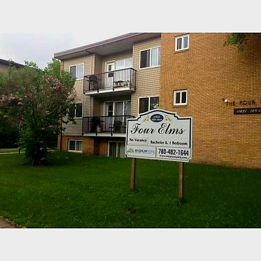15-11821 105 Street, Edmonton, AB, T5G 2N1