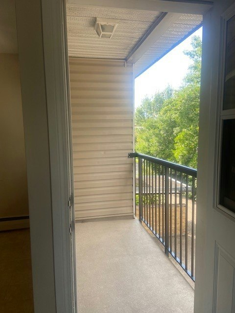 15-11821 105 Street, Edmonton, AB, T5G 2N1 - 5