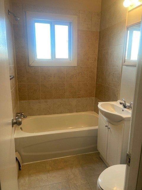 15-11821 105 Street, Edmonton, AB, T5G 2N1 - 4