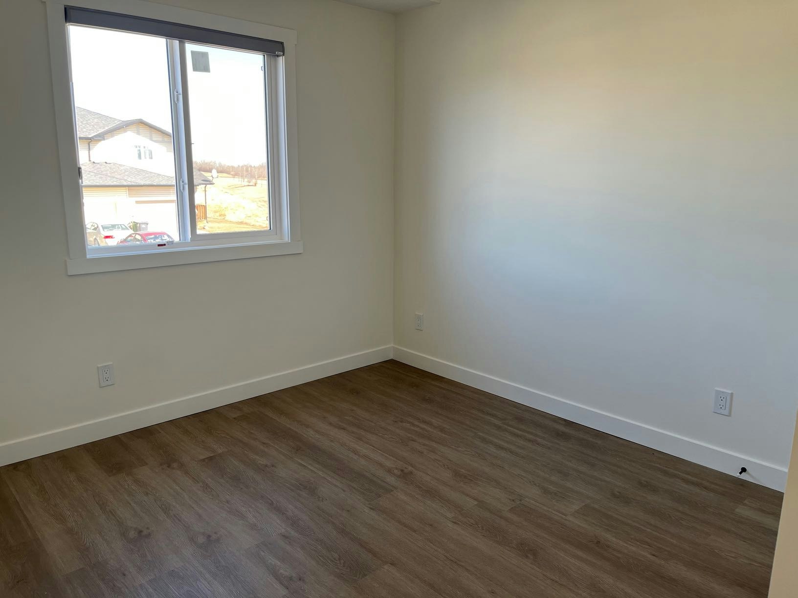 212-5001 60 Avenue, Ponoka, AB, T4J 1G1 - 5