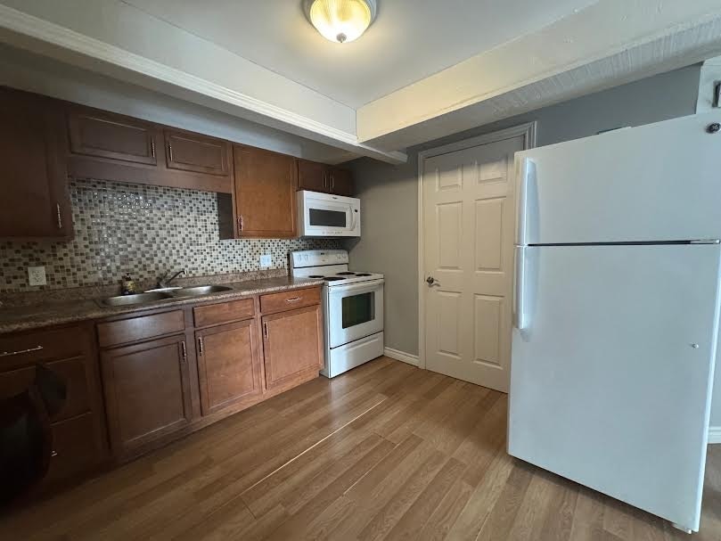 Lower-22 Dyer Court, Cambridge, ON, N3C 4B8 - 5
