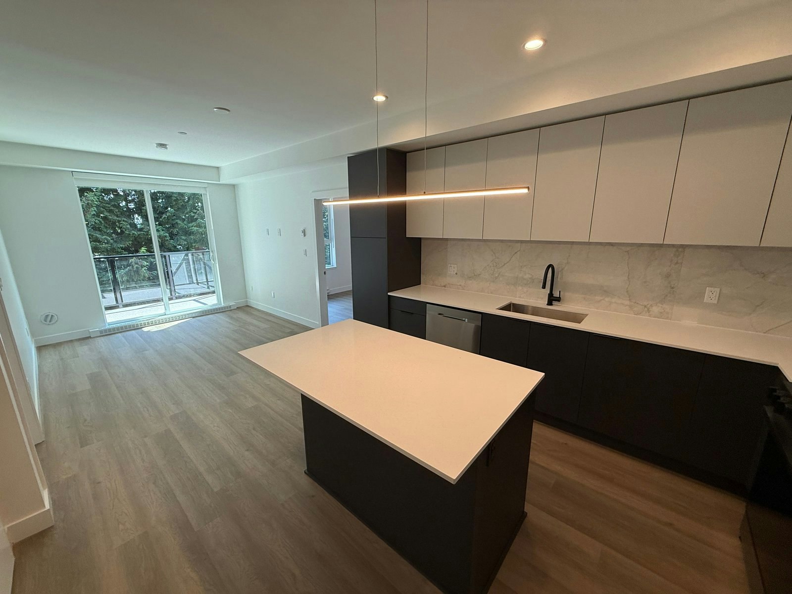 403-7728 119a Street, Delta, BC, V4C 6N6 - 7