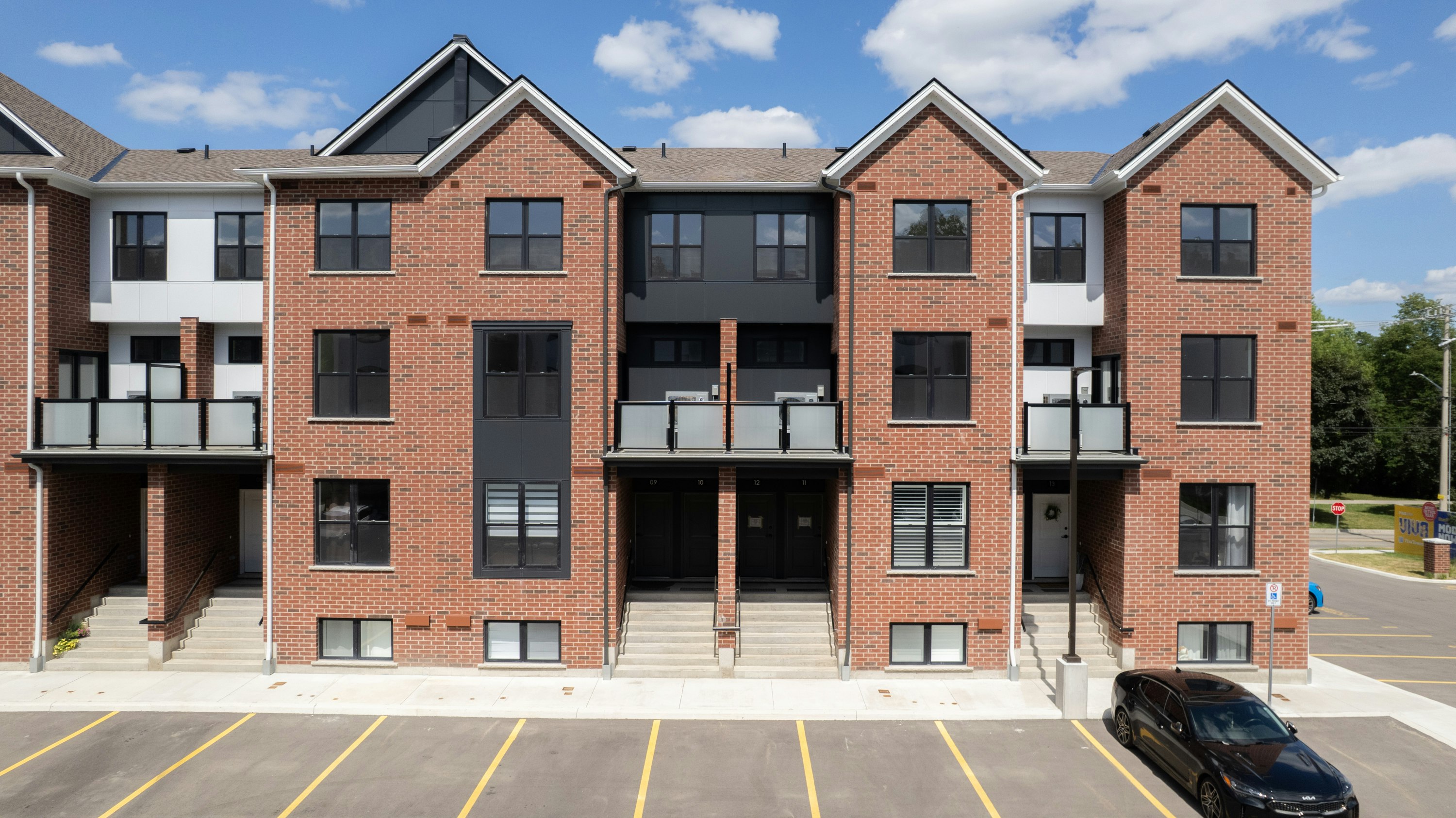 12-31 Mill Street, Kitchener, ON, N2G 0G6