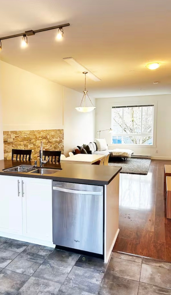 69 50 Avenue, Langley, BC, V3A 8P8 - 5