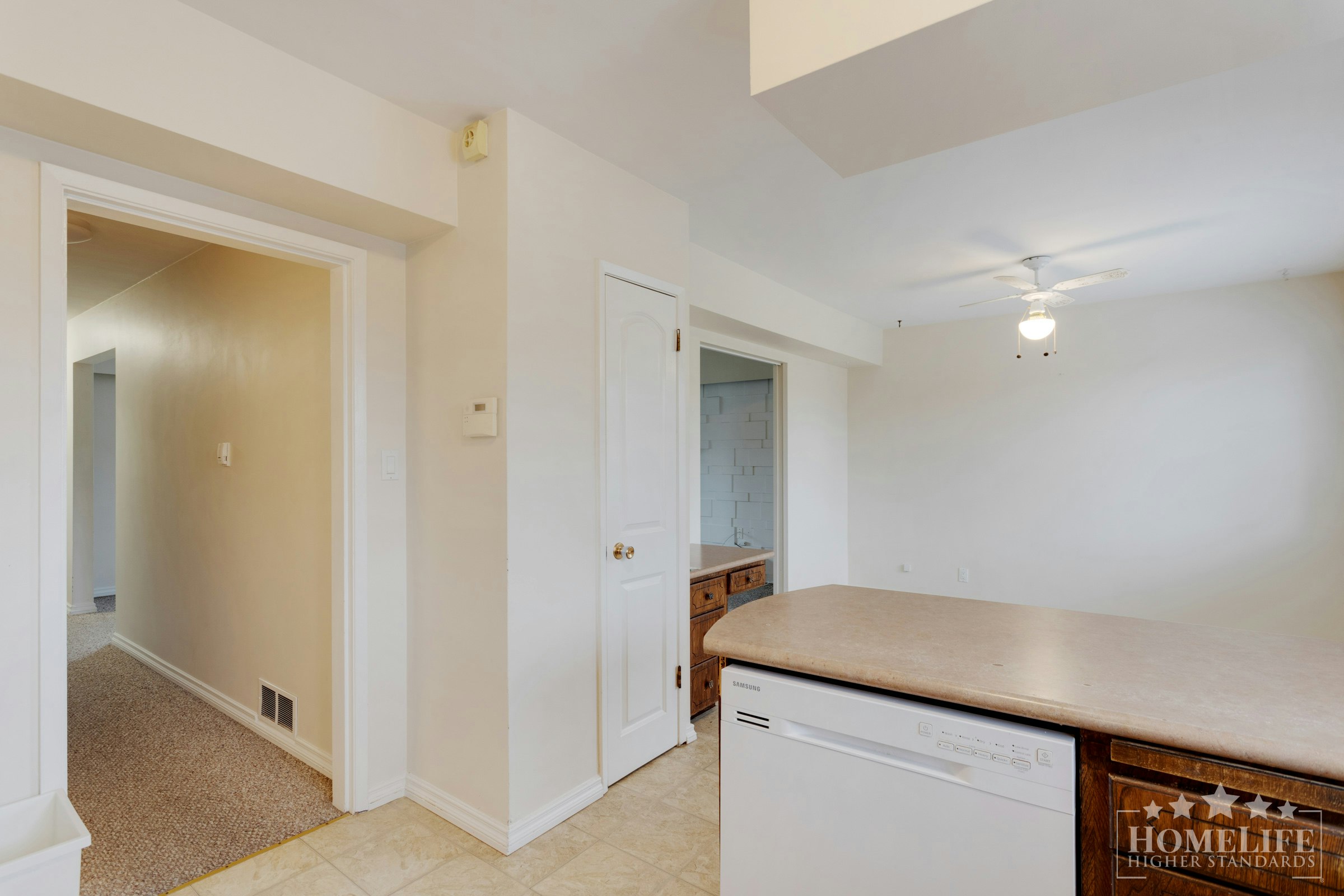 Duplex-1060 Fell Avenue, Burnaby, BC, V5B 3Y6 - 9