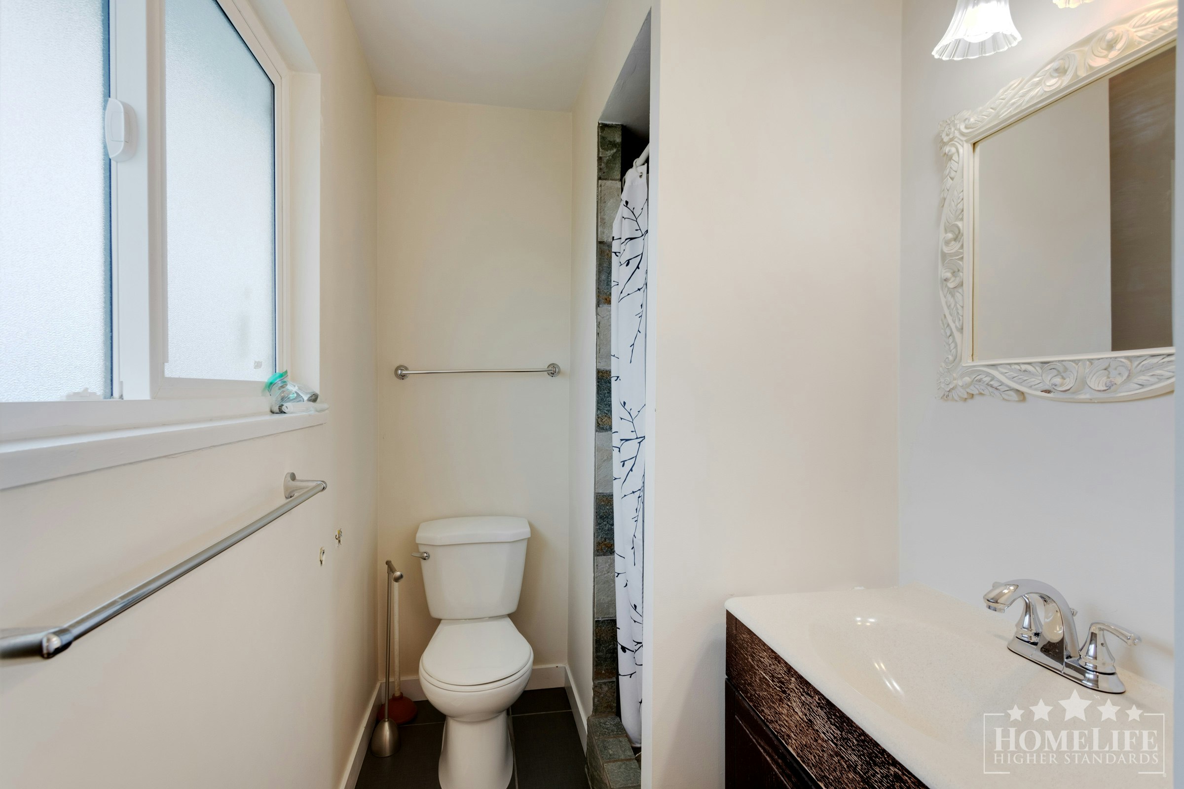 Duplex-1060 Fell Avenue, Burnaby, BC, V5B 3Y6 - 13