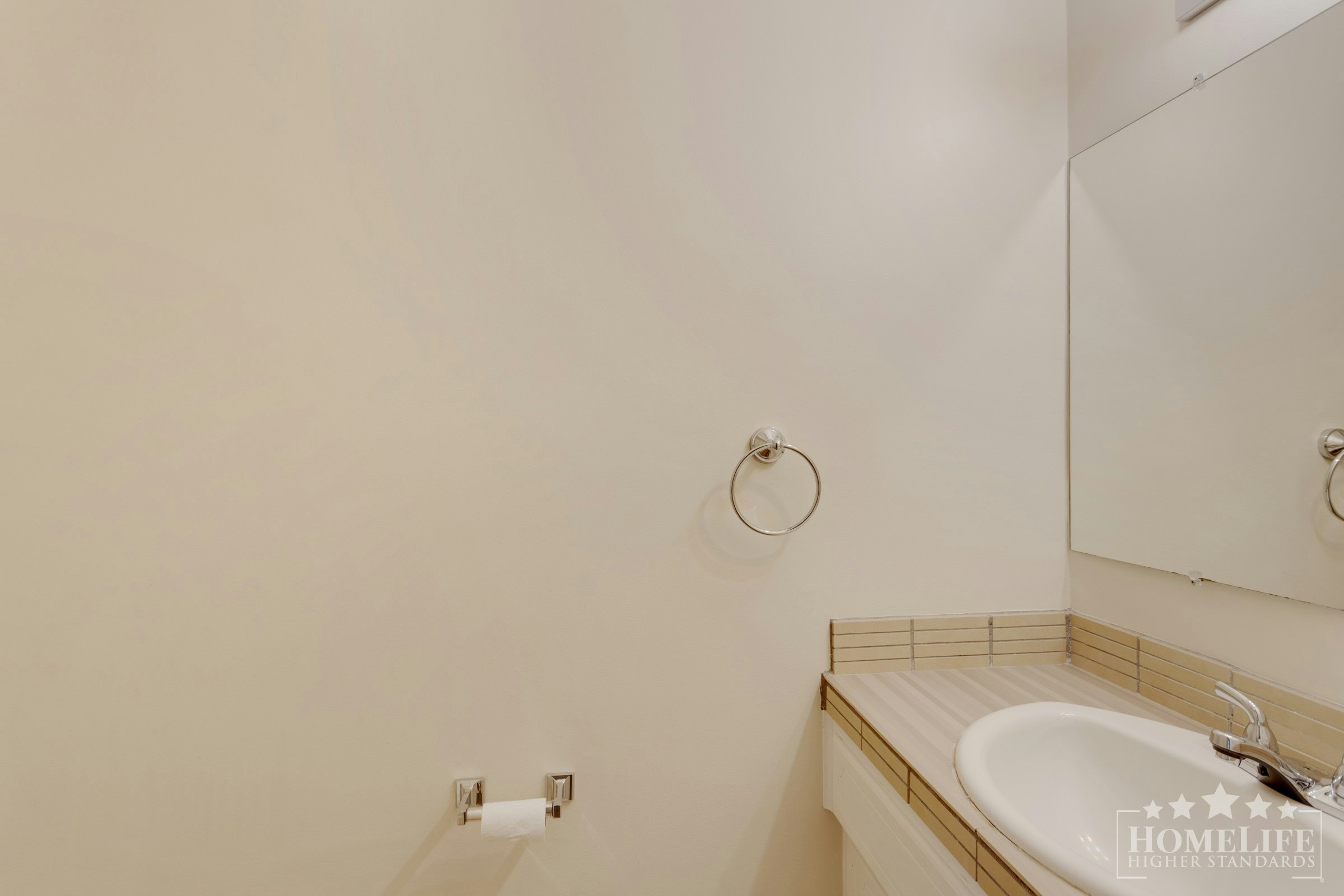 Duplex-1060 Fell Avenue, Burnaby, BC, V5B 3Y6 - 10