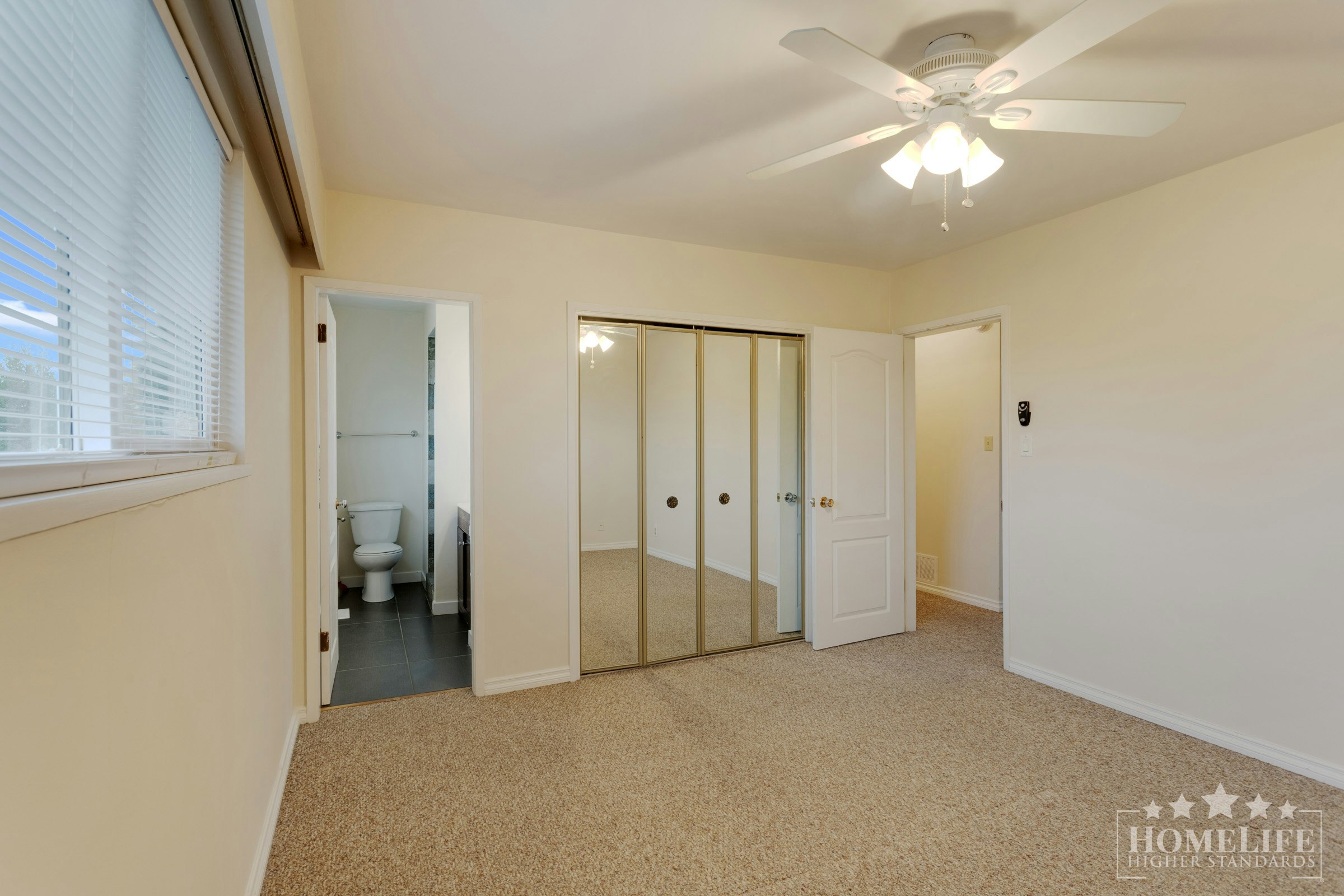 Duplex-1060 Fell Avenue, Burnaby, BC, V5B 3Y6 - 12
