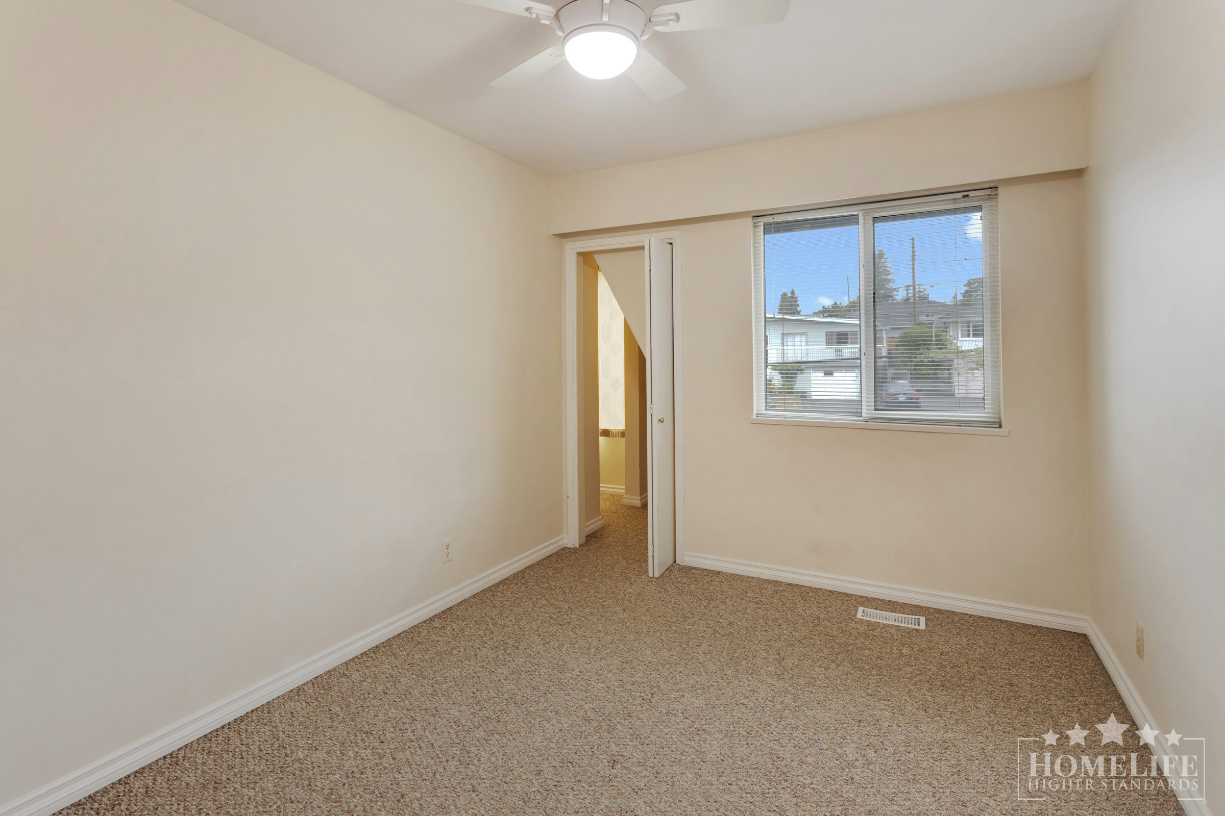 Duplex-1060 Fell Avenue, Burnaby, BC, V5B 3Y6 - 14