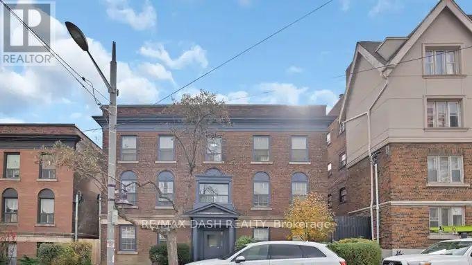 30-917 St Clair, Toronto, ON, M6C 1C7 - 26