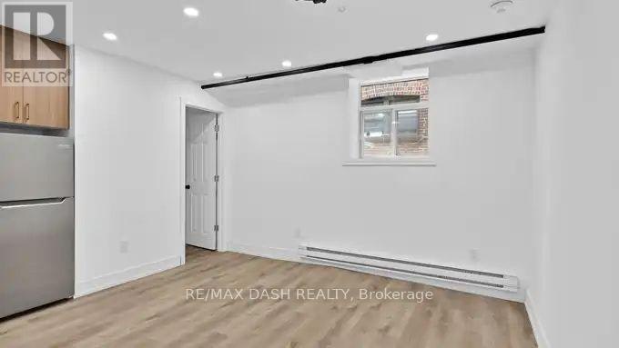 30-917 St Clair, Toronto, ON, M6C 1C7 - 11