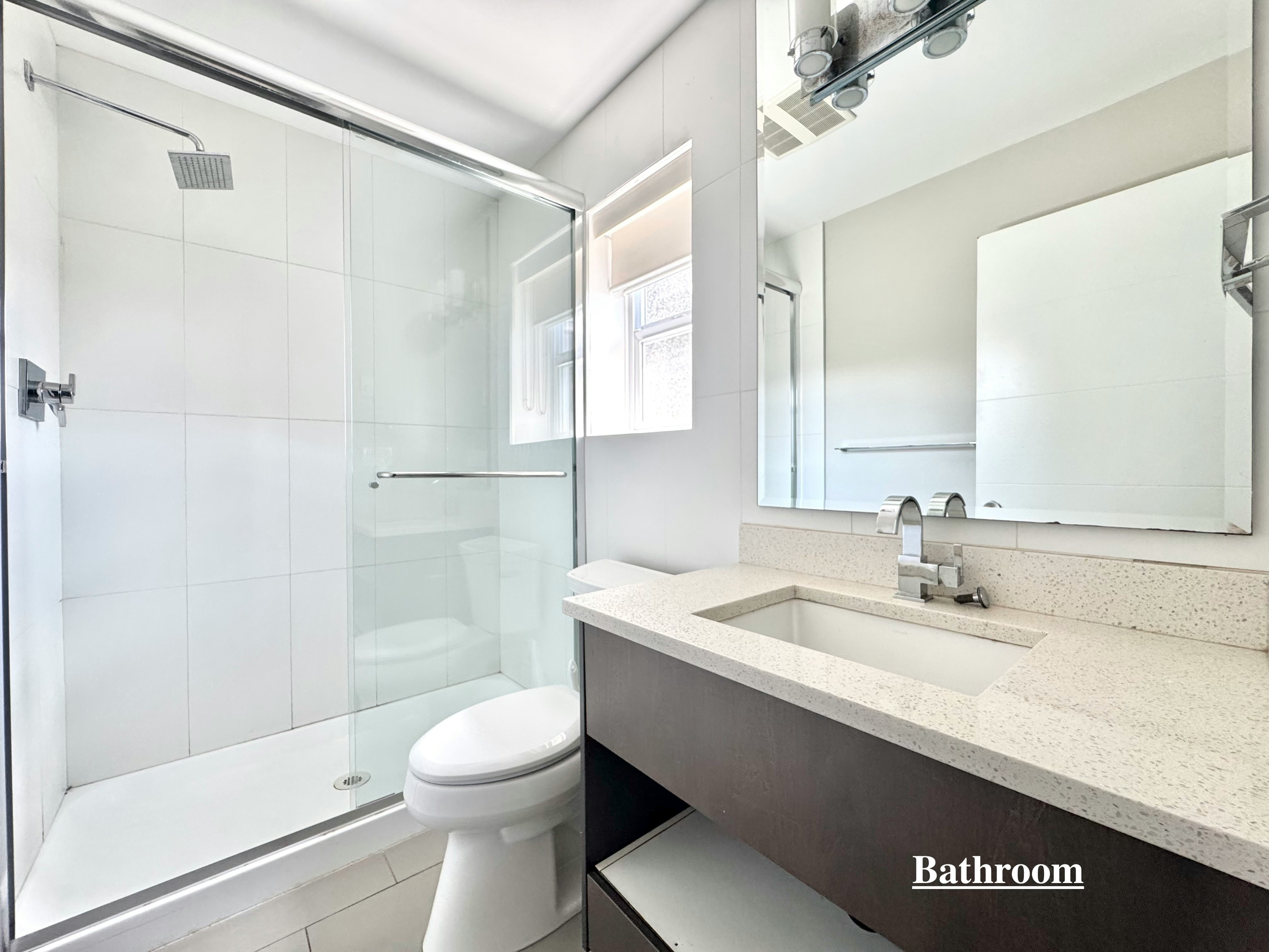 70 West 62nd Avenue, Vancouver, BC, V5X 2E1 - 8