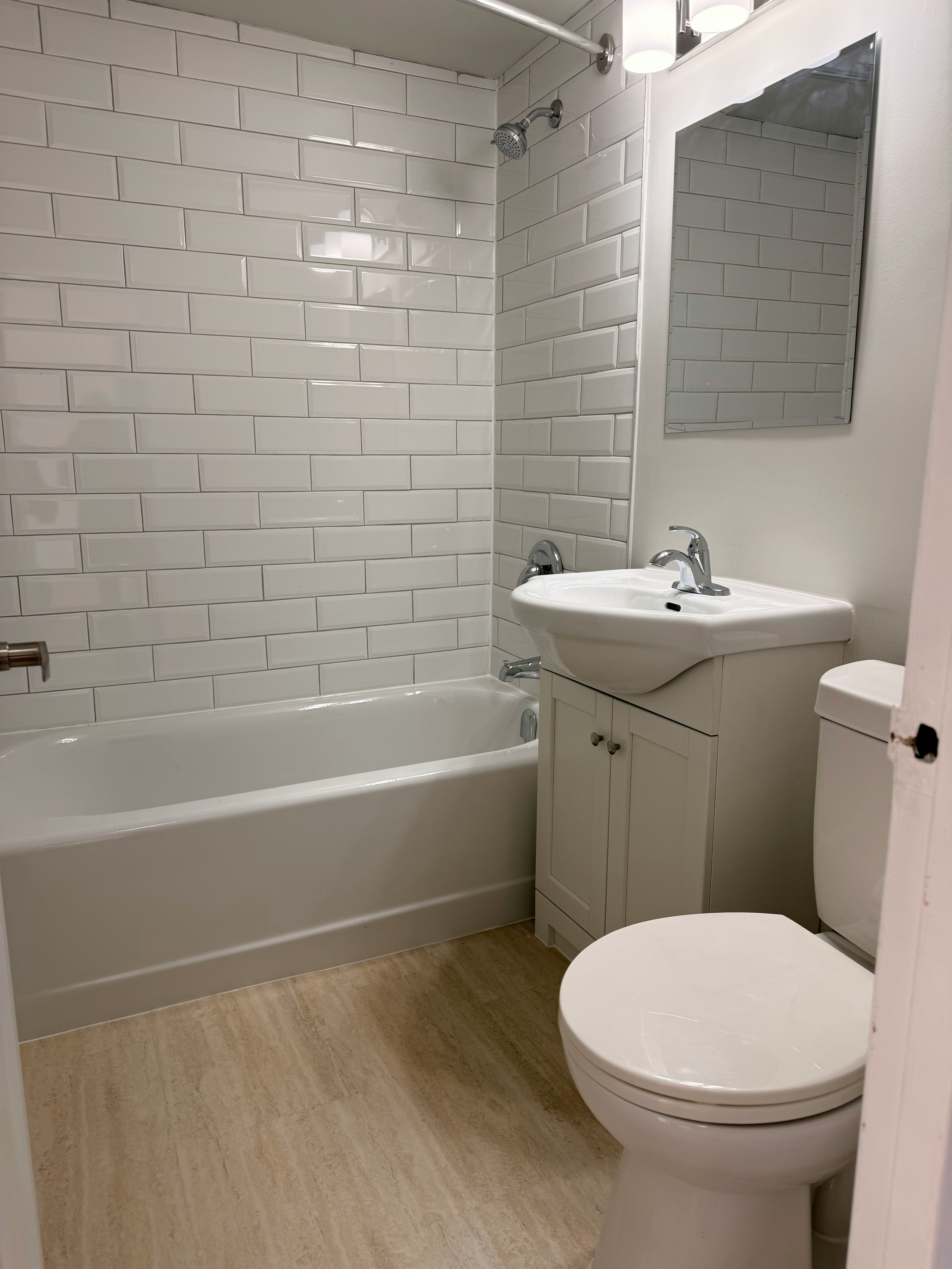 Bachelor/Studio-1795 Jane Street, Toronto, ON, M9N 2S7 - 7