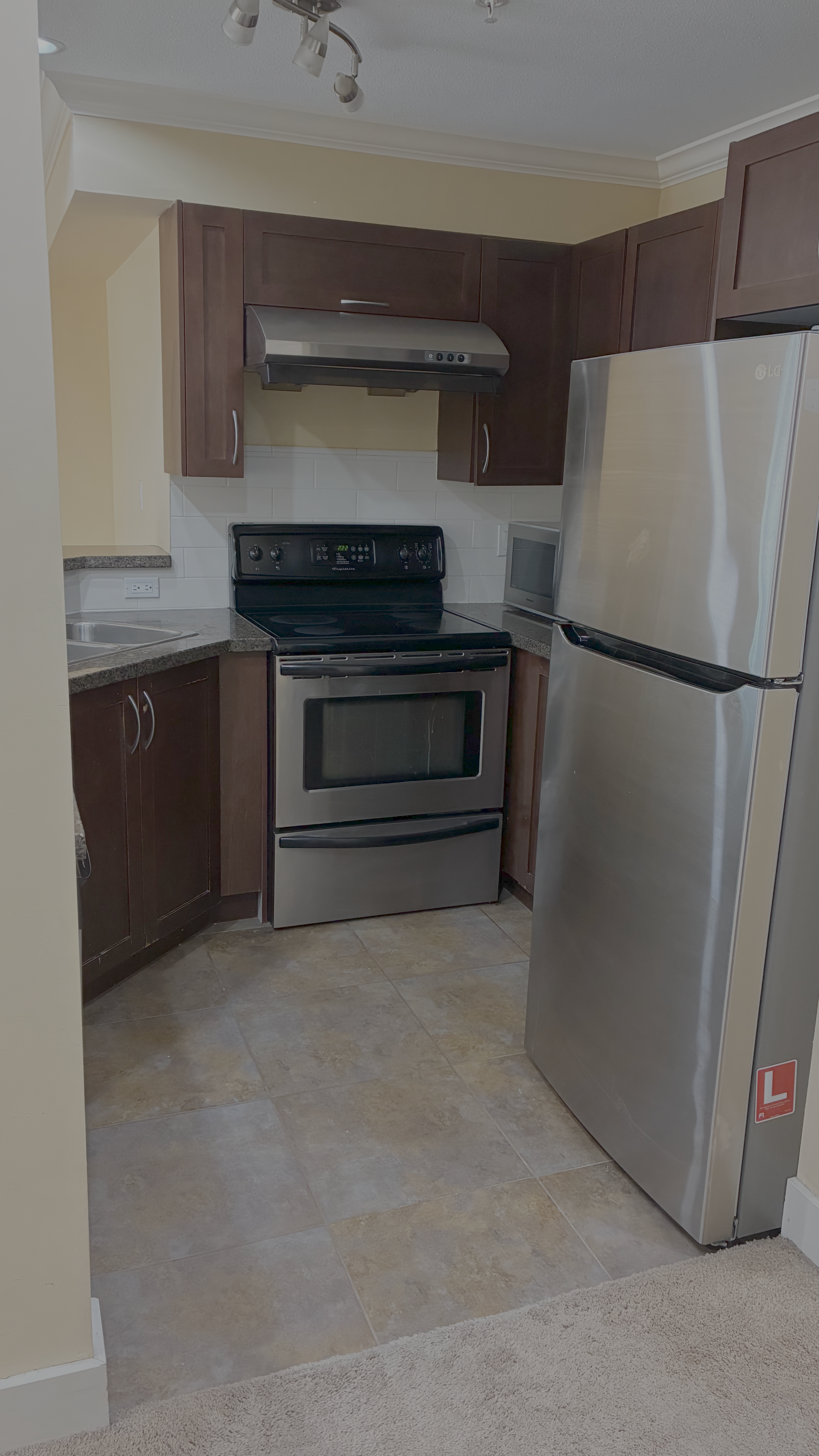 302-8519 Hudson Street, Vancouver, BC, V6P 4M3 - 6