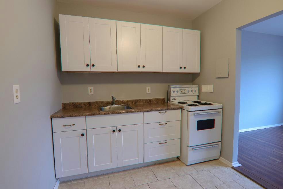 205-50 Mohawk Road West, Hamilton, ON, L9C 1V7 - 10