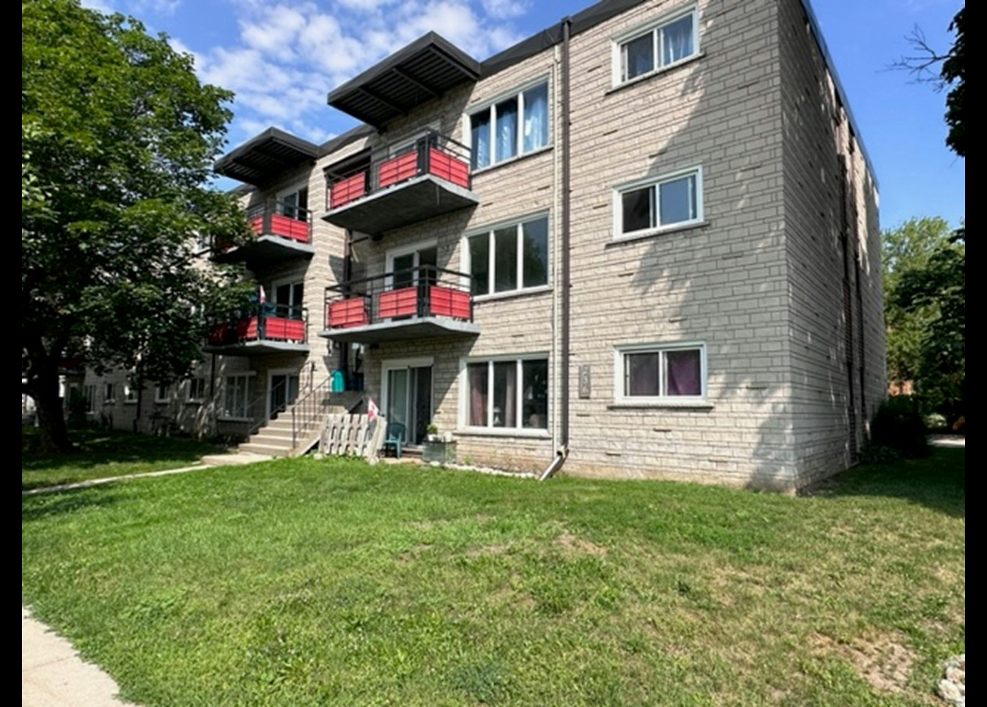 1B-236 Louisa Street, Kitchener, ON, N2H 4C8