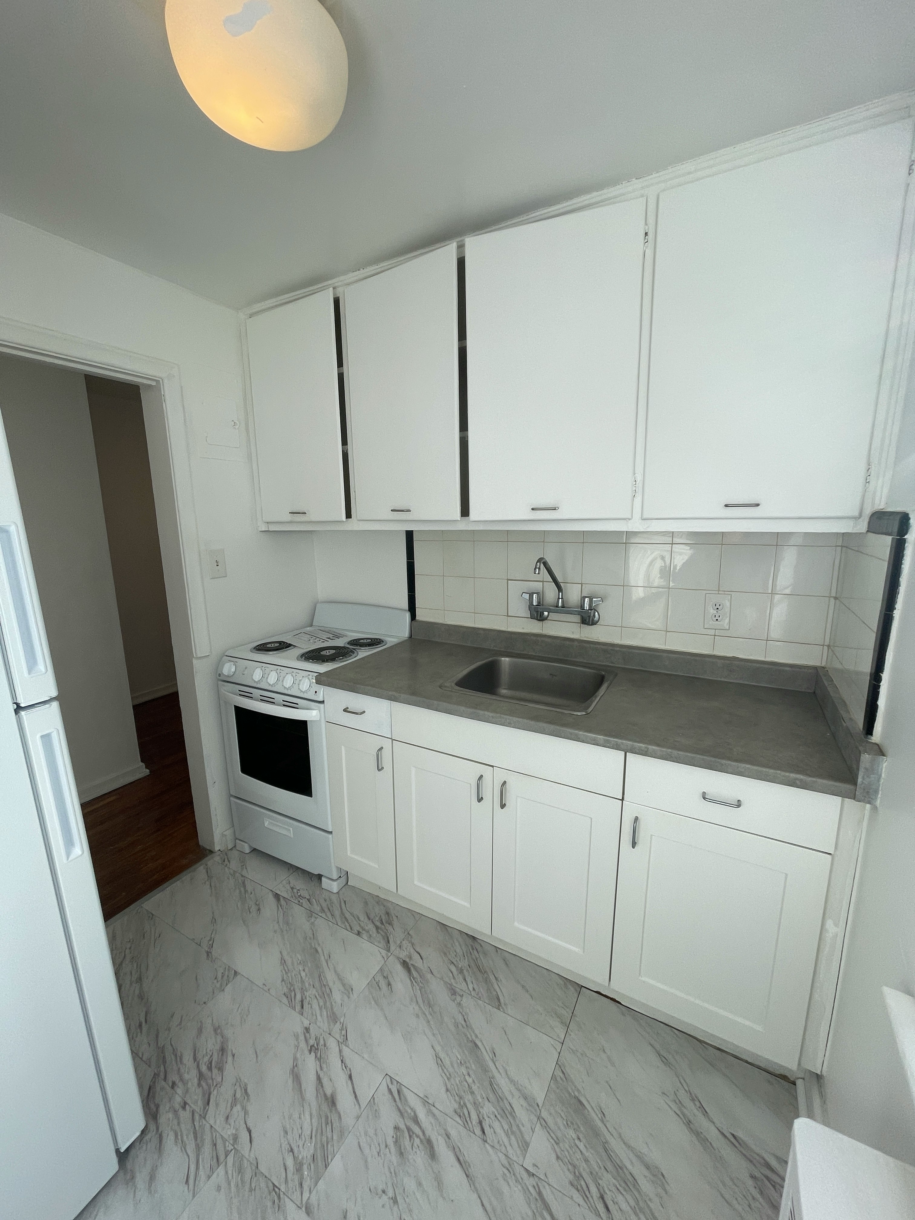 4-2407 Lake Shore Boulevard West, Toronto, ON, M8V 1C5 - 9