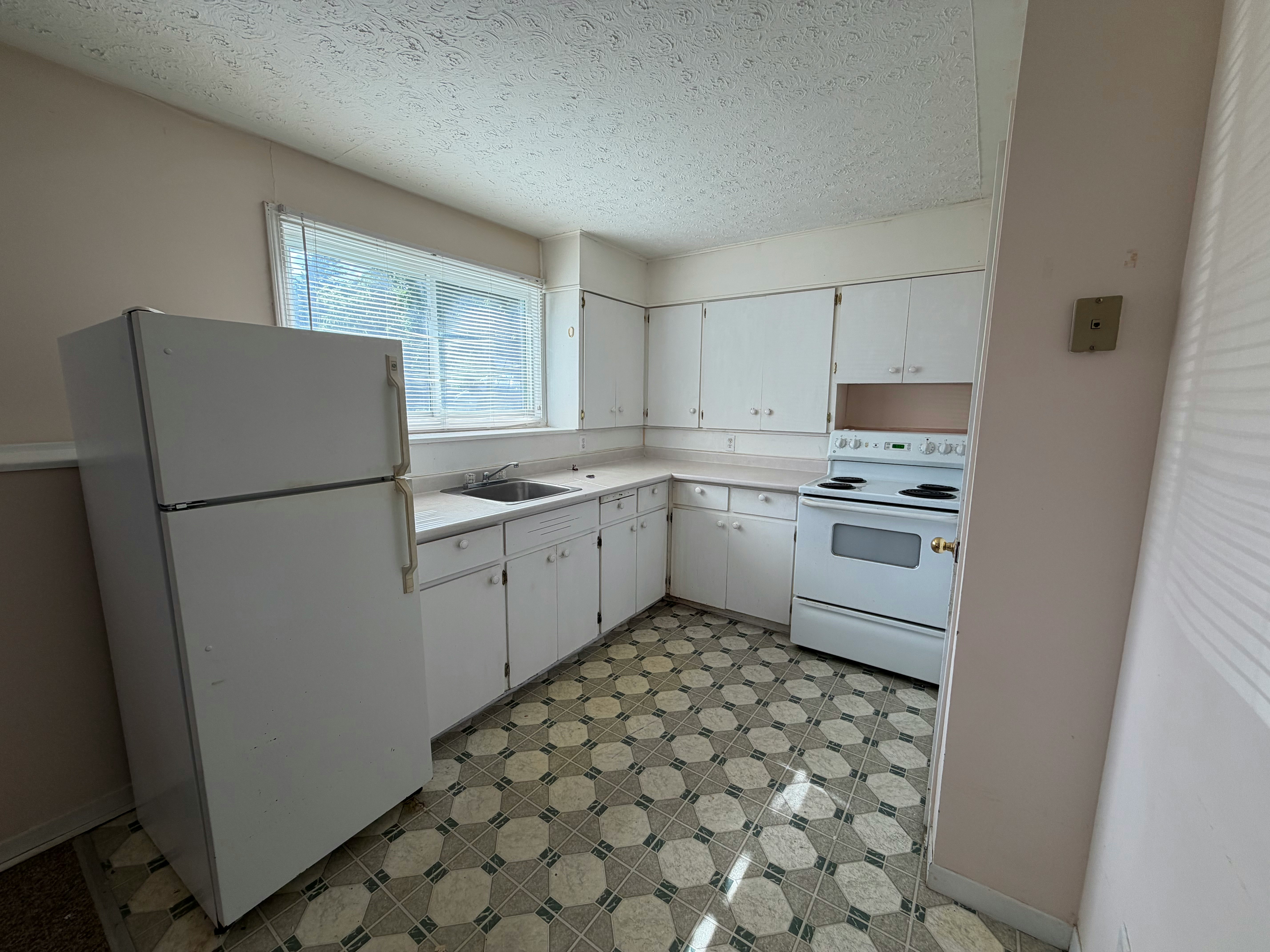 1-30 Young Street, Fredericton, NB, E3A 3Y2 - 3