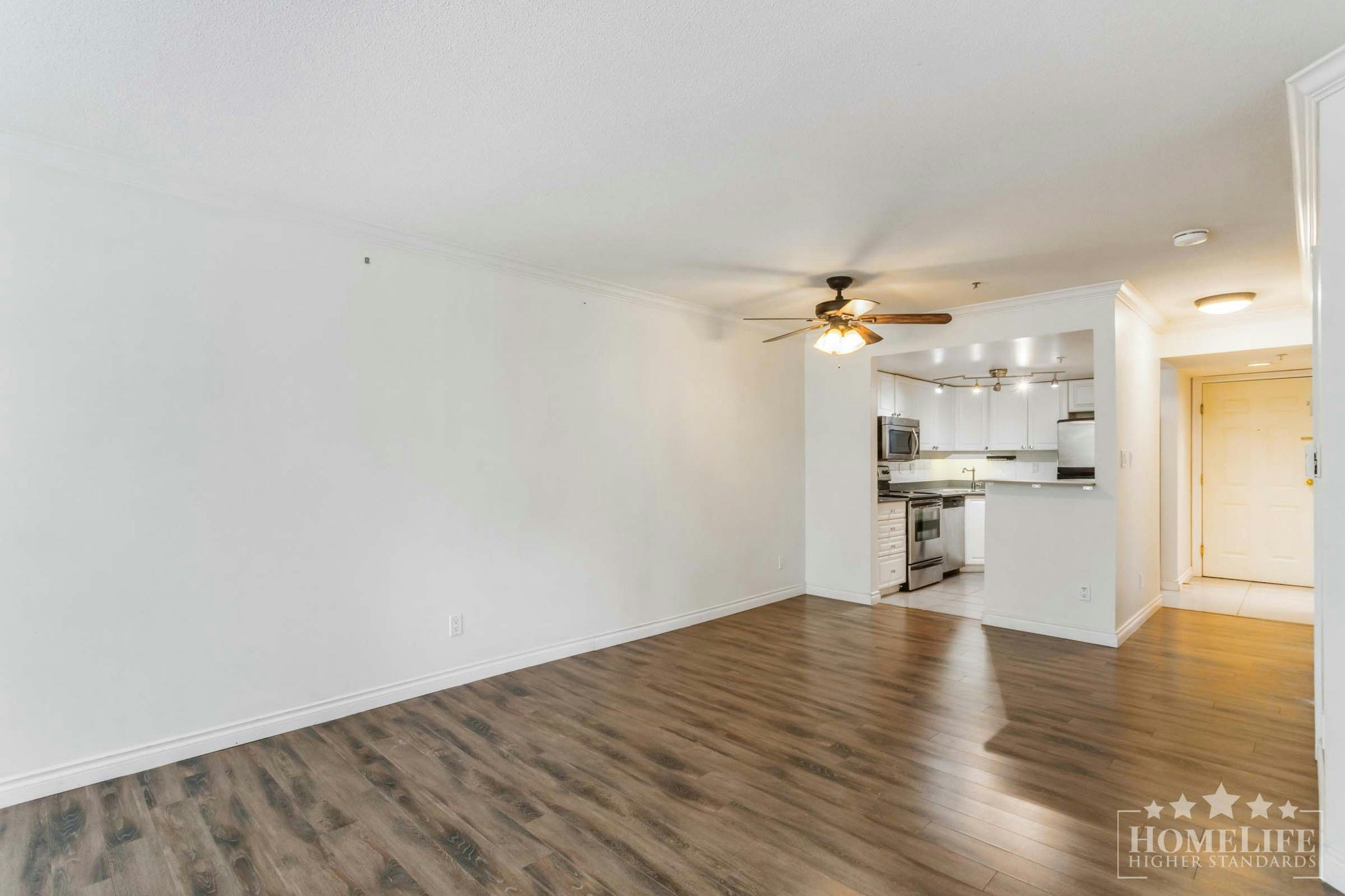 205-2485 Atkins Avenue, Port Coquitlam, BC, V3C 1Z1 - 3