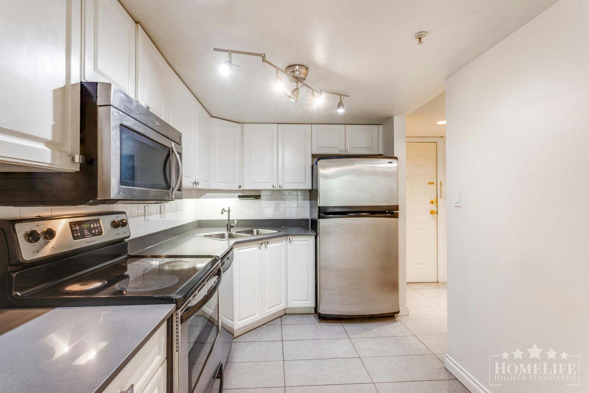 205-2485 Atkins Avenue, Port Coquitlam, BC, V3C 1Z1 - 7