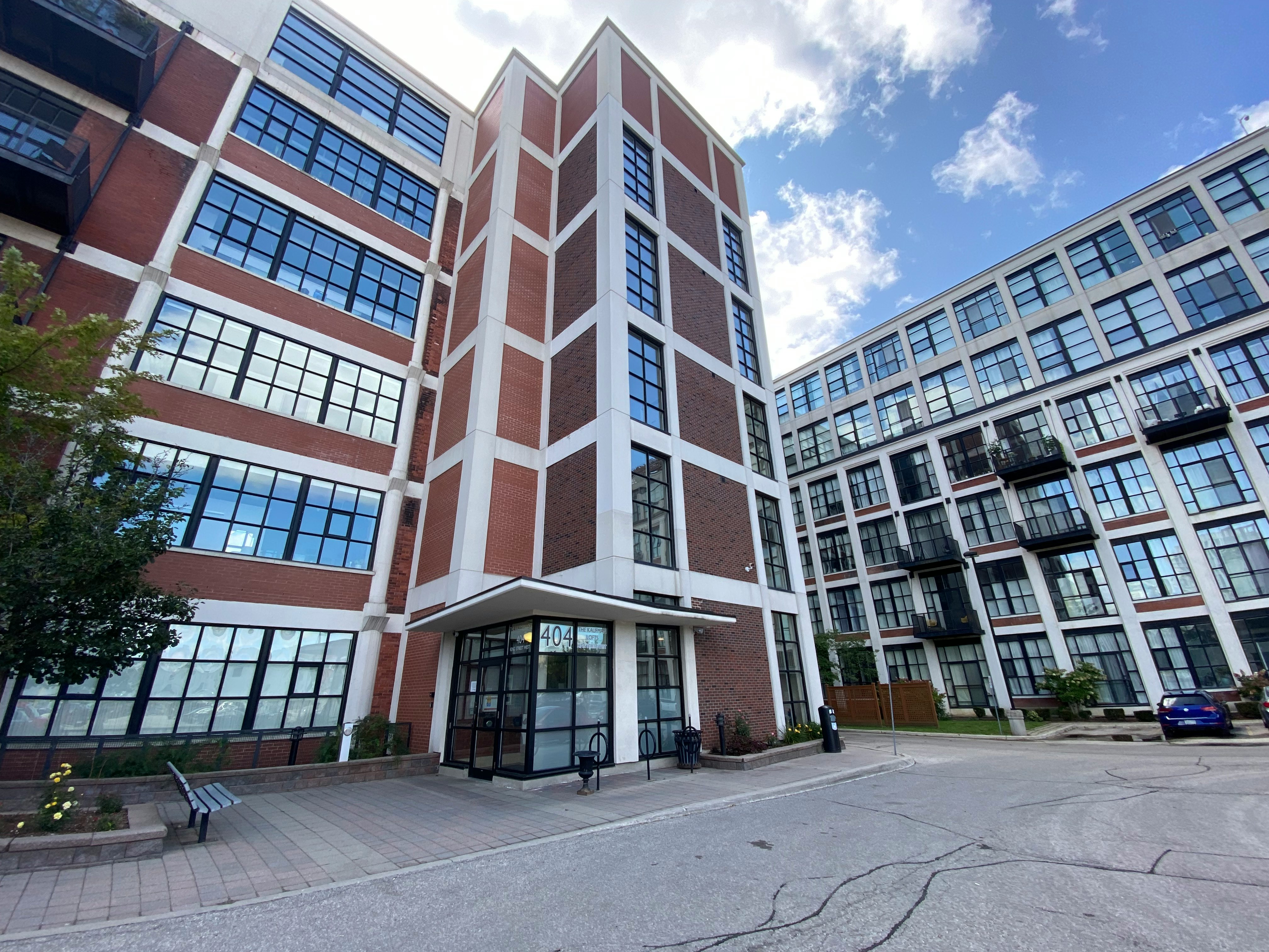 607-404 King Street West, Kitchener, ON, N2G 4Z9