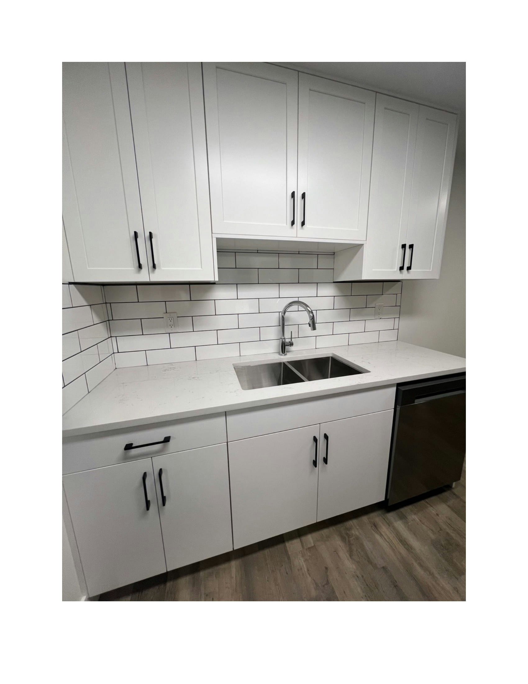 301-10011 150 Street, Surrey, BC, V3R 4A7 - 6