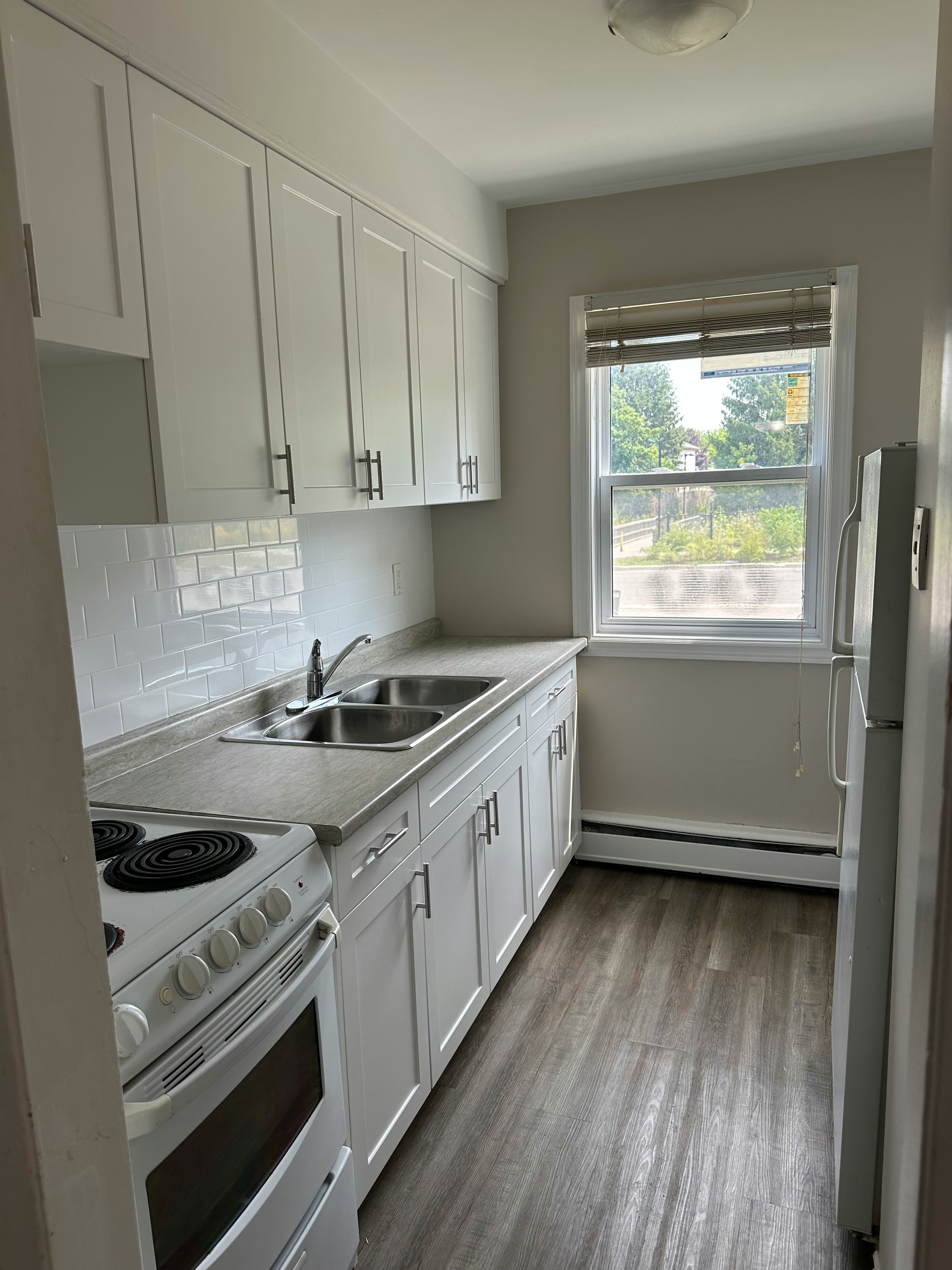 136 Arbour Glen Crescent, London, ON, N5Y 2A4 - 3