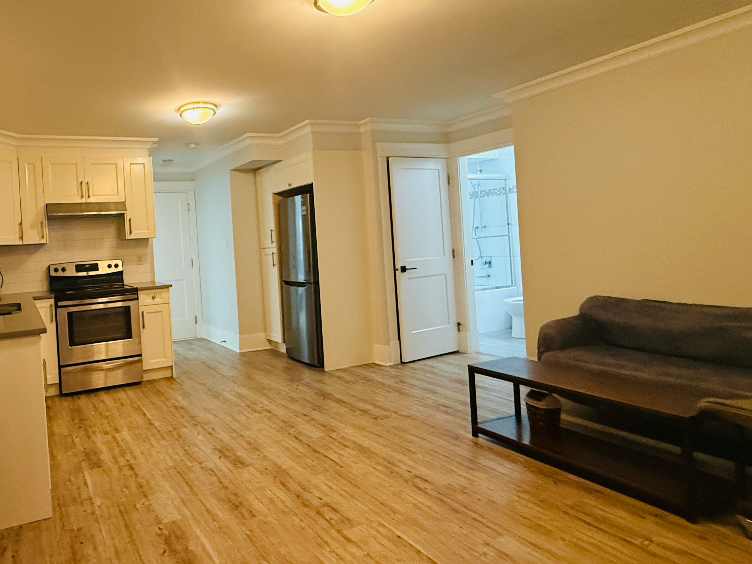 6386 Lakeview Avenue, Burnaby, BC, V5E 2P2 - 2
