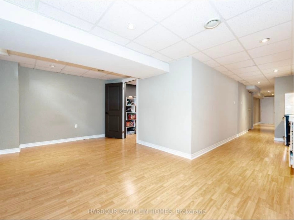 Basement Apartment-106 Blackthorn Drive, Vaughan, ON, L6A 3N3 - 3