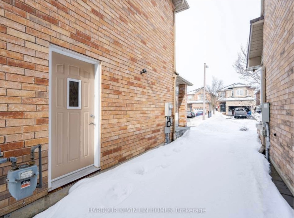 Basement Apartment-106 Blackthorn Drive, Vaughan, ON, L6A 3N3 - 4