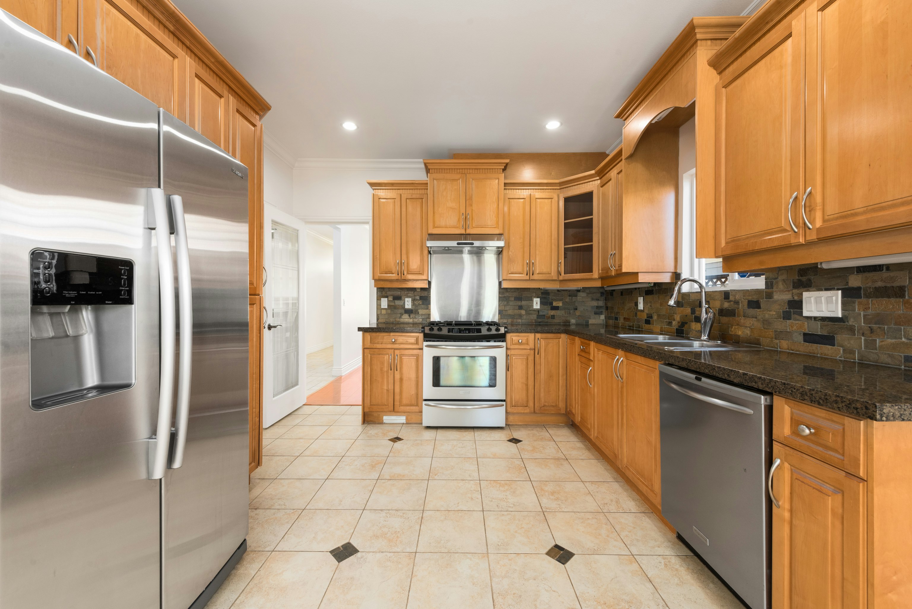 1-6014 Rumble Street, Burnaby, BC, V5J 2C5 - 9