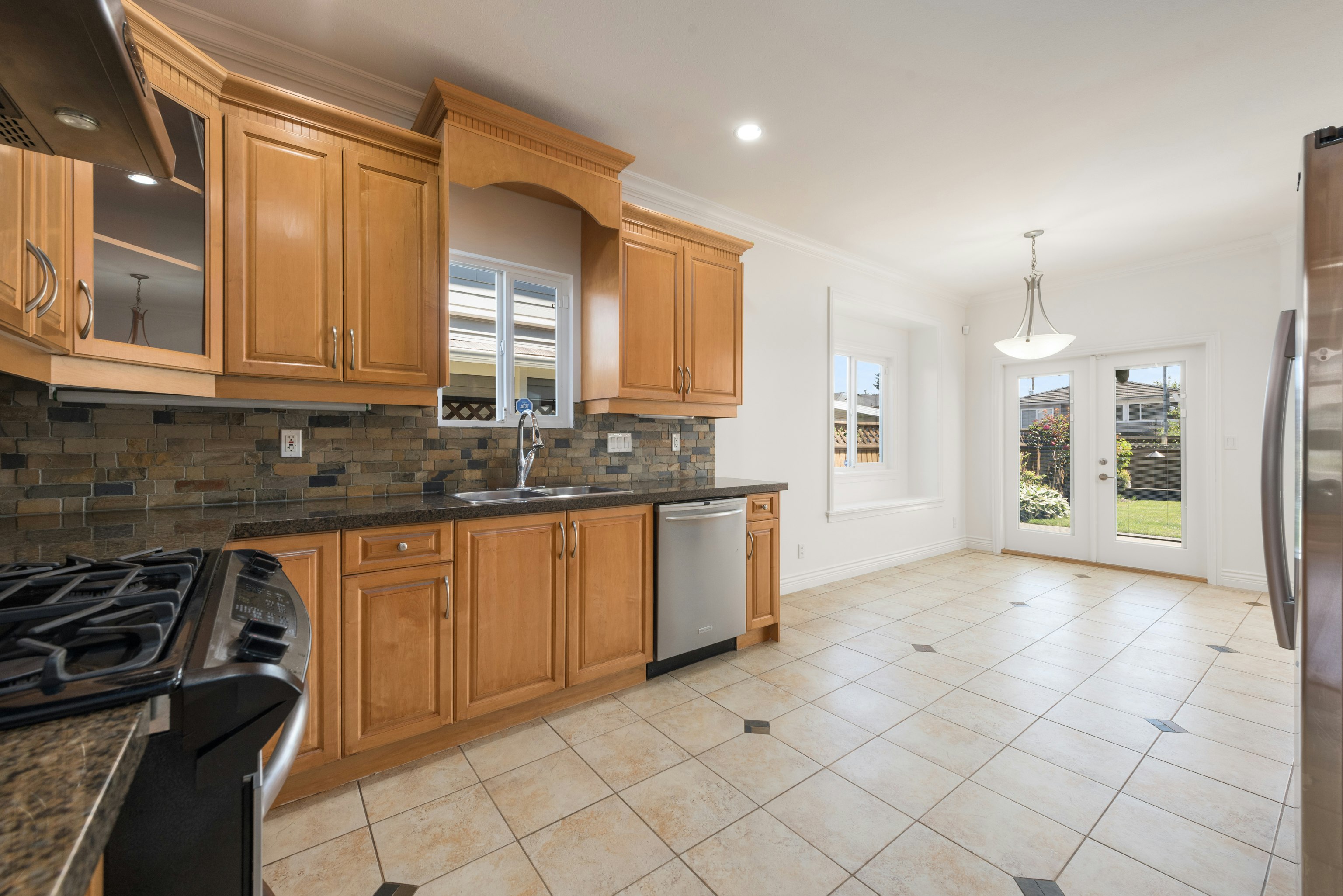 1-6014 Rumble Street, Burnaby, BC, V5J 2C5 - 6