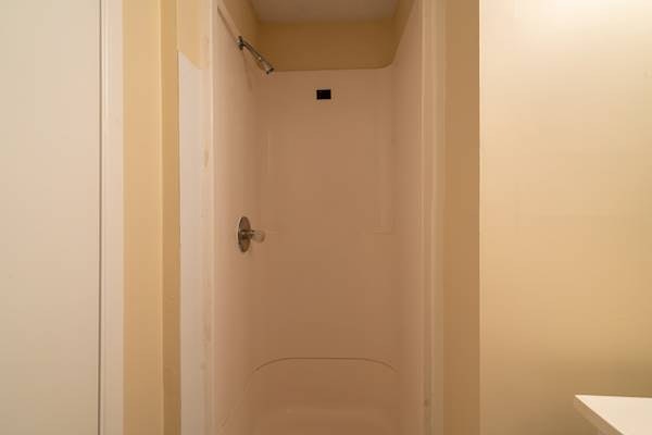 D-331 Spruce Street, Waterloo, ON, N2L 3M6 - 9